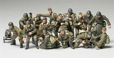 Russian Infantry and Tank Crew