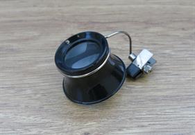 3 x Magnification Clip on Spectacle Magnifier