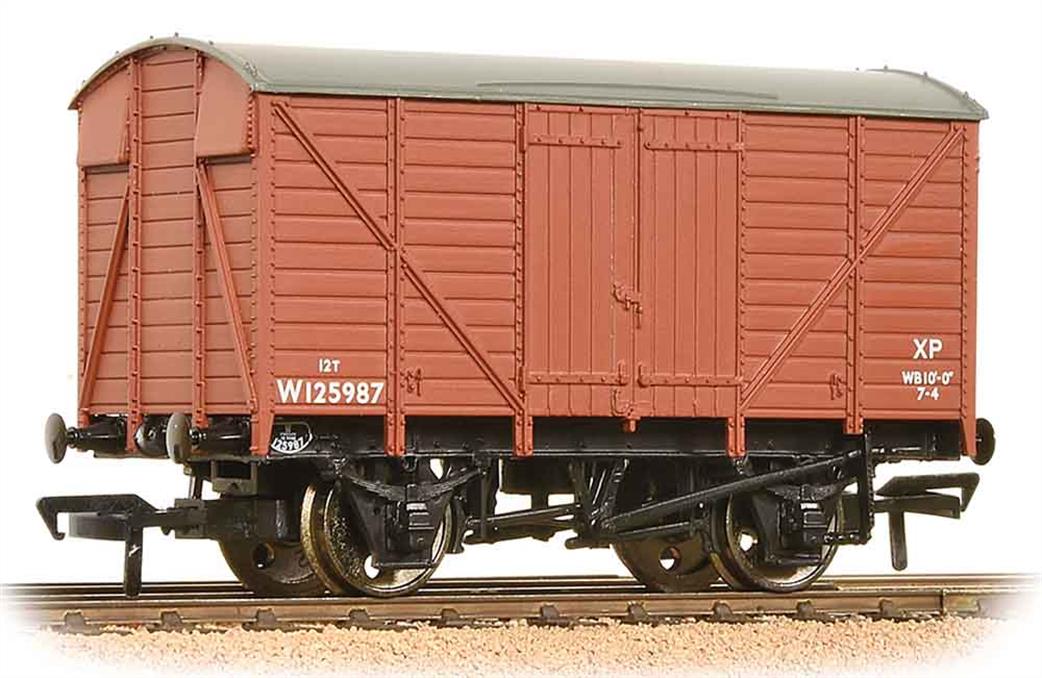 Bachmann OO 37-729C BR 12-Ton ex-GWR Ventilated Goods Van Bauxite Early