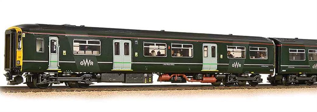 Bachmann OO 32-940 GWR 150232 Class 150/2 2 Car DMU Great Western Railway Green Livery