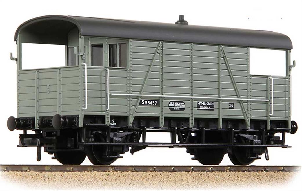 Bachmann OO 38-917 BR ex-SE&CR 25-Ton Dance Hall Goods Train Brake Van BR Goods Grey