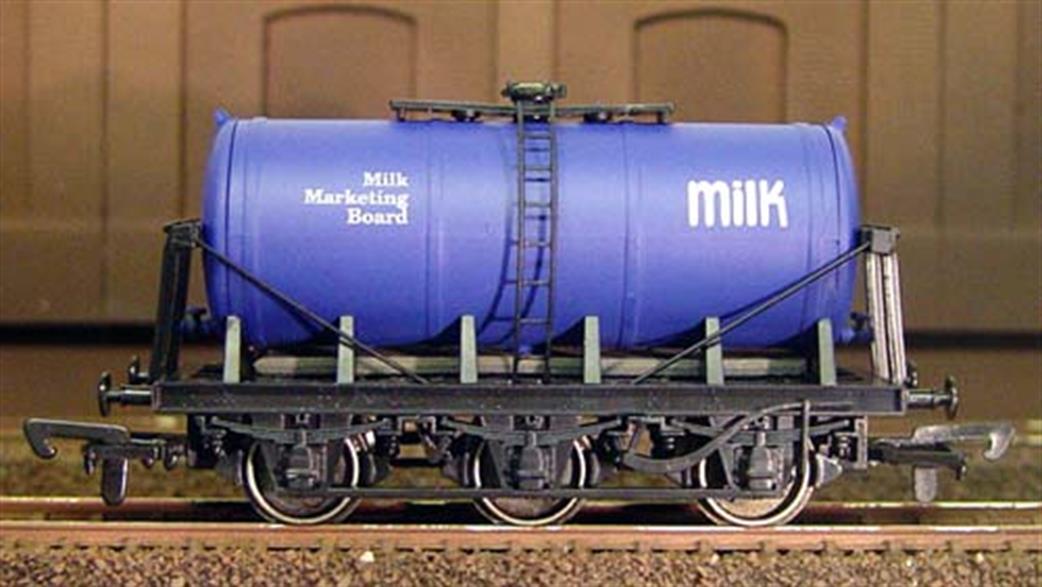 Dapol OO 4F-031-005 MMB 6-Wheel Milk Tank Wagon