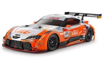 This Tamiya 58703 R/C model recreates the Toyota GR Supra GT500. The GR Supra GT500 was developed in accordance with GT500 class regulations as a replacement for the LEXUS LC500 which flourished in three seasons from 2017 to 2019. With the streamlined car design of the roadgoing GR Supra, this racing car features a carbon monocoque frame, dedicated aerodynamic components and transmission, plus a 2,000cc inline 4-cylinder direct injection turbo-charged engine “RI4AG.”