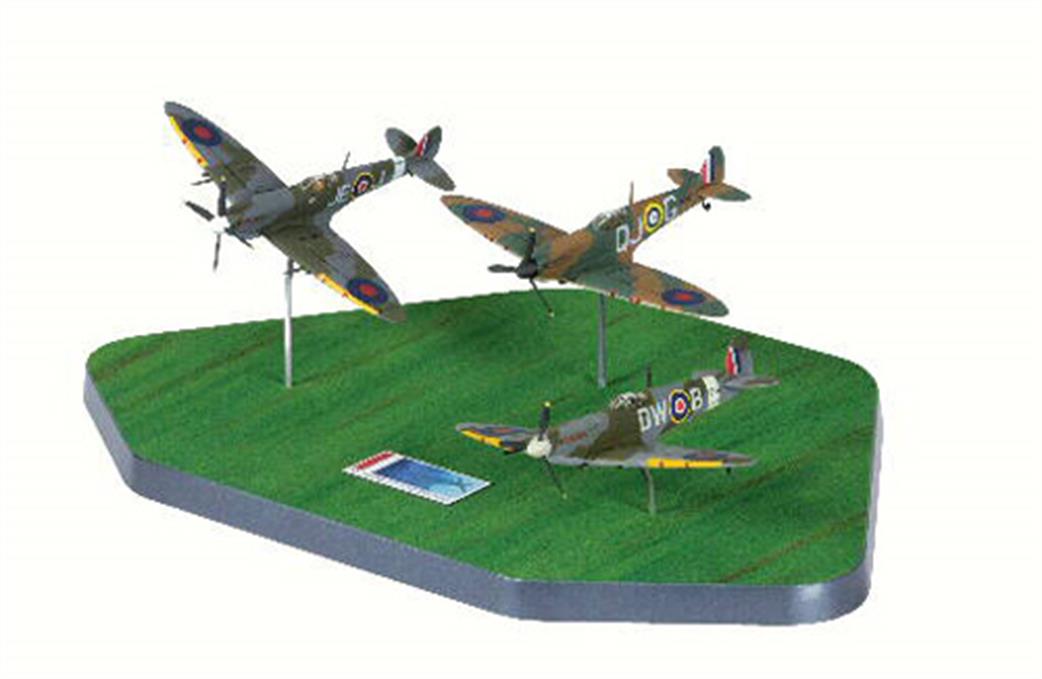 Corgi AA99189NPQ 70 Years of the Spitfire Triple Jonnnie Johnson Aircraft Set 1/72