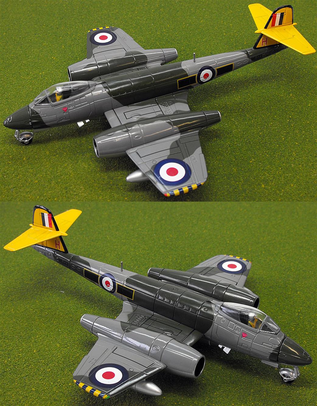 Corgi 1/72 AA35010 RAF Gloster Meteor F.Mk8 North Weald 1954