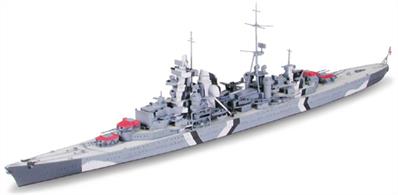 Tamiya 1/700 German Heavy Cruiser Prinz Eugen WW2 Waterline Series 31805The Prinz Eugen can be assembled as it appeared in two different operations: Operation Rheinubung, 1941 and Operation Cerberus in 1942.Model Length 303mm.Glue and paints are required