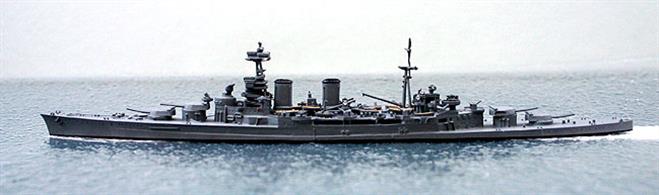 The Hood, considered by many the most handsome capital ship ever and a British Icon, modelled in diecast metal as at the time when she encountered Bismarcklength = 210mm