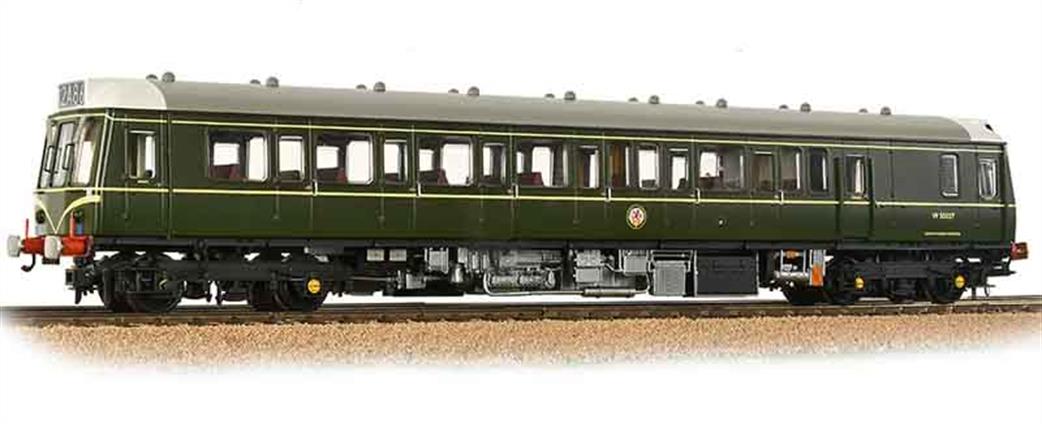 Bachmann OO 35-525 BR Class 121 Single Car Diesel Multiple Unit BR Green with Speed Whiskers