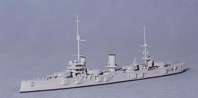 Navis' usual good standard in this WW1 Russian battleship - Gangut was the nameship of a class of 4.