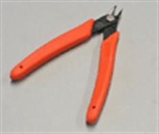 755-74 High Precision Sprue Cutting Shear.Ideal for cutting parts from plastic sprues.Overall Length: 125mm.