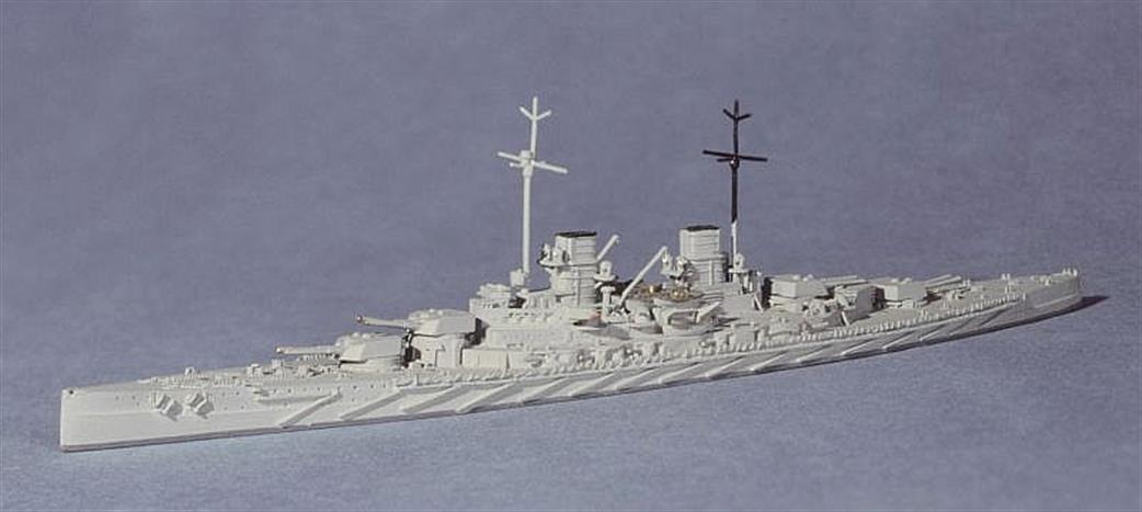 Navis Neptun 24AN SMS Derfflinger German Battlecruiser with pole mast before post Jutland refit 1/1250