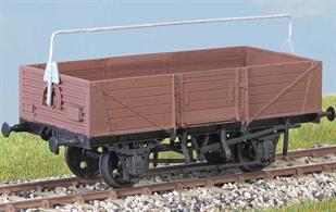 Over 8000 of these wagons (diagram 1/039, 1/044) were built to an LMS design in the 1950s. Used until the 1980s, some lasted another decade in the Civil Engineer’s fleet. These finely moulded plastic wagon kits come complete with pin point axle wheels and bearingsGlue and paints are required to assemble and complete the model (not included).