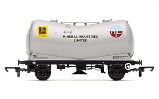 Hornby Railways R6771 OO Gauge Depressed Centre Chevron or V Form Pressure Discharge Tank Wagon Mineral Industries Ltd.This model is finished as a tank in operation with Mineral Industries Limited.