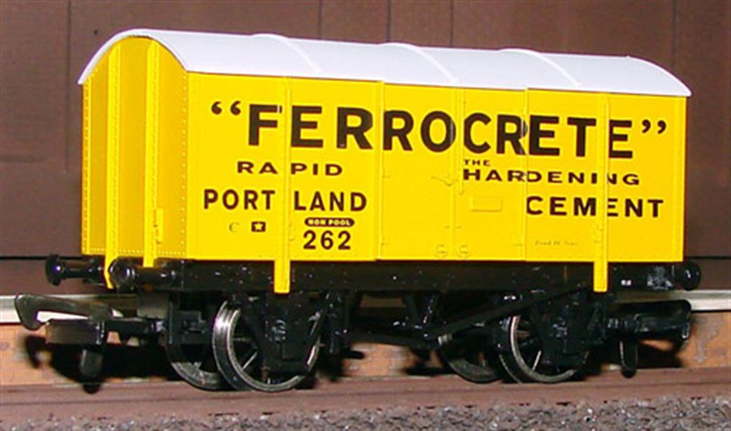 Dapol OO 4F-013-118 Ferrocrete Portland Cement Iron Box Van