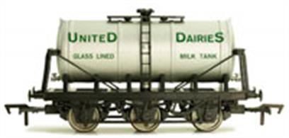 Dapol 4F-031-027 00 Gauge SR / United Dairies 6-Wheel Milk Tank WagonUnited Dairies tank carried on a chassis owned by the Southern Railway. This model is an excellent companion to Hornby's M7 class tank engines, which would have hauled these wagons to loading dairies in the countryside of southern England.