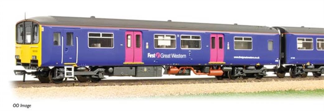 Graham Farish N 371-330 First Great Western 150128 Class 150/1 2-car Diesel Unit Train FGW Purple Blue