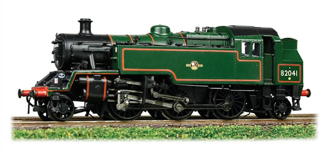 Graham Farish N 372-329 BR 82005 3MT Standard 2-6-2 Tank Locomotive Lined Green Late Crest