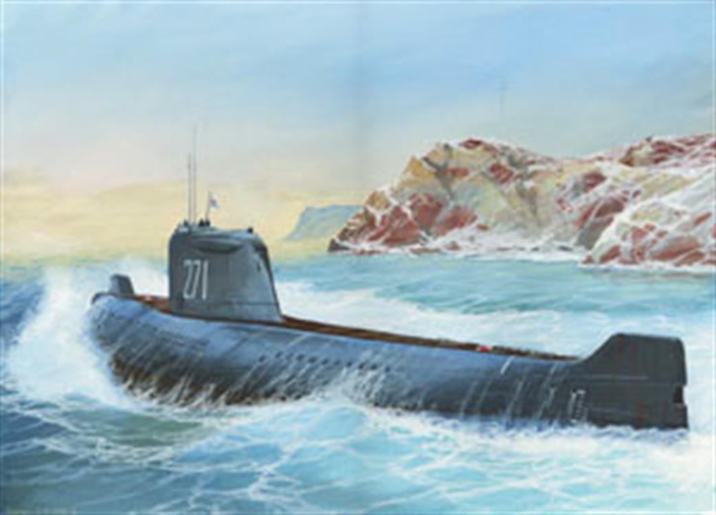 Zvezda 9025 Russian Nuclear Submarine K-19 Model Kit 1/350