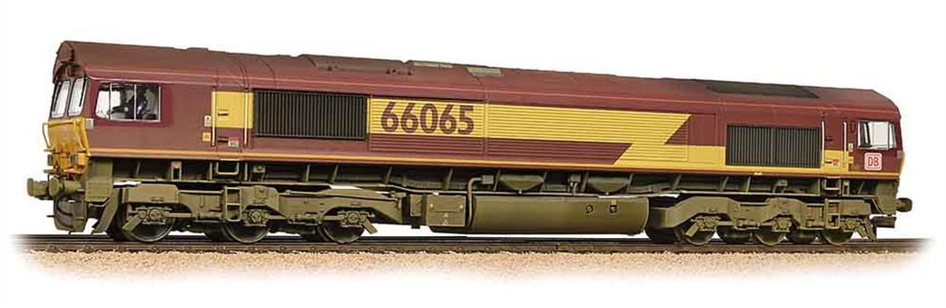 Bachmann 32-737 DBS 66065 Class 66 Co-Co Diesel EWS Maroon & Gold with DB Logos Weathered OO