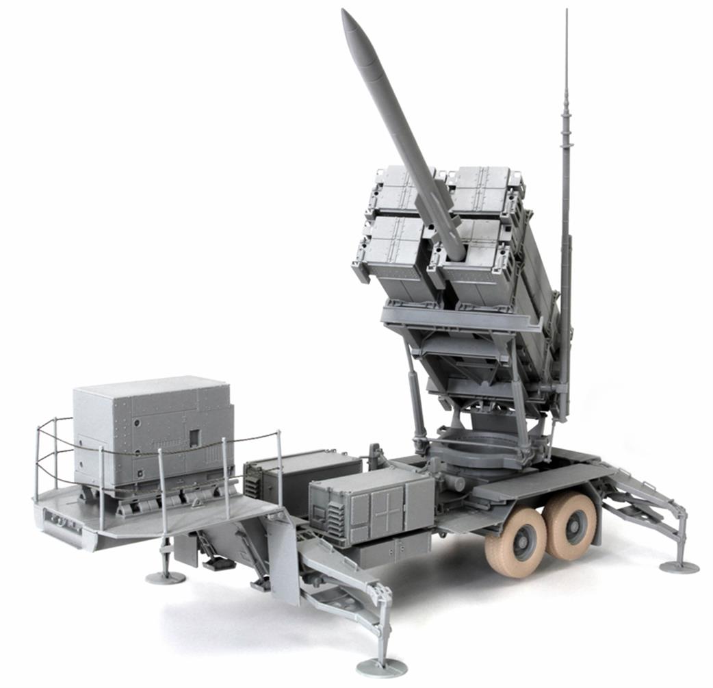 Dragon Models 1/35 3563 MIM-104F Patriot Surface to Air Missile System