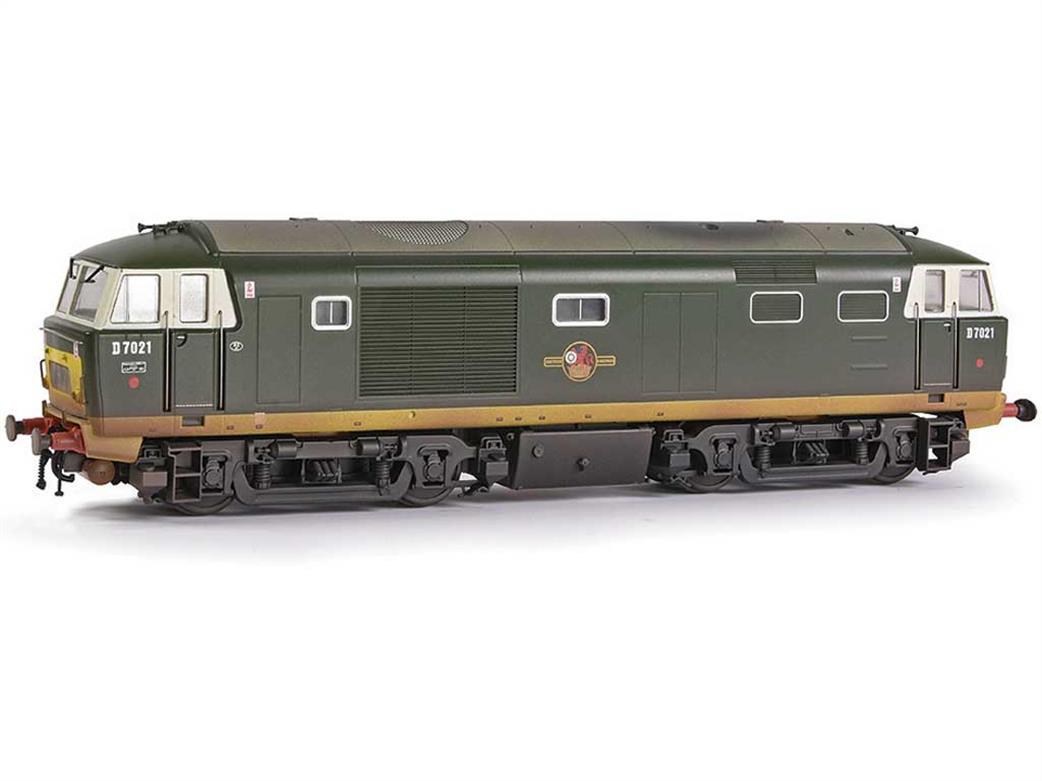 Bachmann EFE Rail OO E84002 BR D7021 Class 35 Hymek Diesel Locomotive Two-Tone Green Small Warning Panels Weathered
