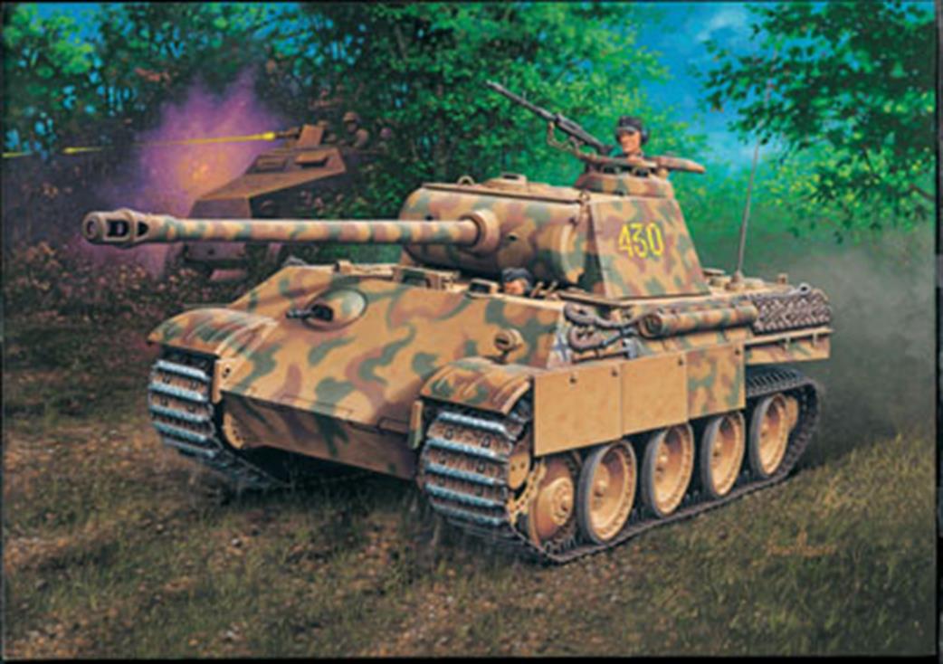 Revell 1/72 03171 German WW2 Kpfw V Panther Tank Kit