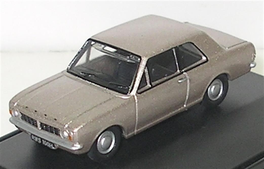 Oxford Diecast 1/76 76COR2001 Ford Cortina Mk2 Light Orchid