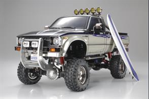 Combining nostalgic feel with modern mechanics, the superbly detailed classic Toyota pick-up truck body is now mounted on the same chassis as the Ford F-350 High-Lift.